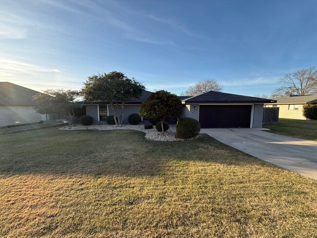 property at 3402 Azalea Dr