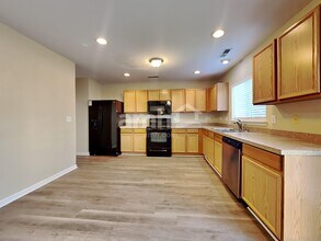 283 Woodbrook Way in Moncks Corner, SC - Building Photo - Building Photo