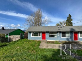 3333 Ward Ave in Bremerton, WA - Building Photo