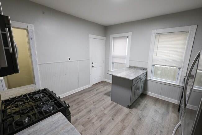 82 Fuller St in Boston, MA - Building Photo - Building Photo