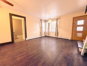 2018 Coolidge Ct in Middleton, WI - Building Photo - Building Photo