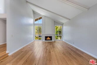 1316 Avenida de Cortez in Los Angeles, CA - Building Photo - Building Photo