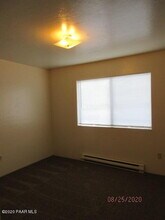 459 W Merritt St-Unit -B in Prescott, AZ - Foto de edificio - Building Photo