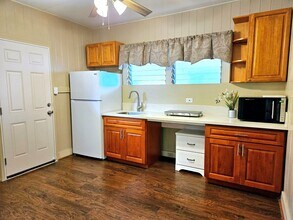 99-520 Kaulainahee Pl in Aiea, HI - Building Photo - Building Photo