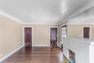 5303 Charlotte St in Kansas City, MO - Building Photo - Building Photo