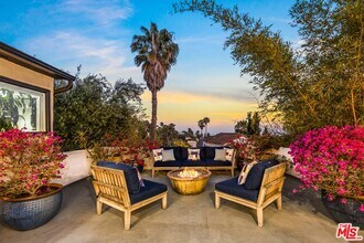 6345 Bryn Mawr Dr in Los Angeles, CA - Building Photo - Building Photo