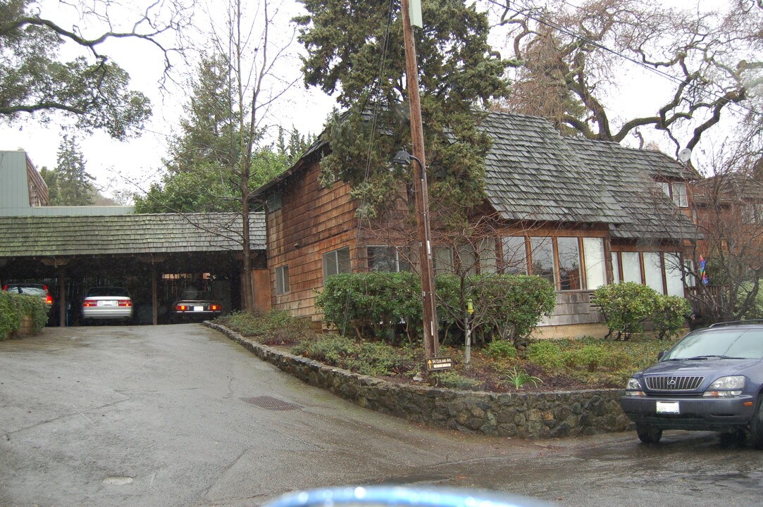 54 Cleland Ave in Los Gatos, CA - Building Photo