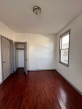 16 E Bidwell Ave in Jersey City, NJ - Foto de edificio - Building Photo