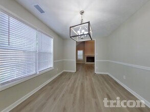 1761 Silver Leaf Ct SW in Marietta, GA - Building Photo - Building Photo