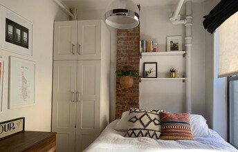 496 LaGuardia Pl in New York, NY - Building Photo - Building Photo