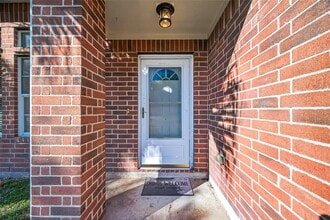 2883 Lost Cove Ct in Dickinson, TX - Building Photo - Building Photo