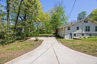 153 Crescent Ave in Jackson, TN - Building Photo - Building Photo