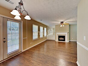 158 Village Trace in Woodstock, GA - Building Photo - Building Photo