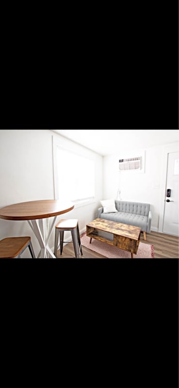 396 N Elm St, Unit 3 in Hagerstown, IN - Building Photo - Building Photo