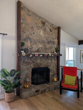 10095 Lake Forest Way in Roswell, GA - Building Photo - Building Photo