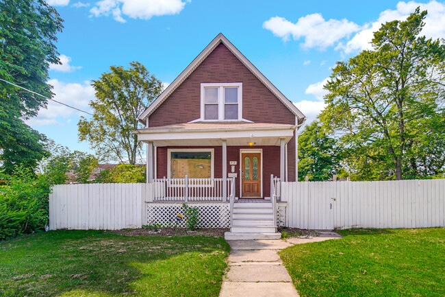 property at 72 E 136th St