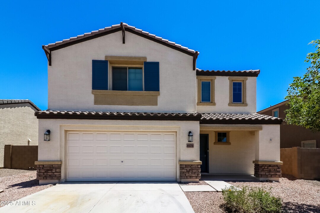 8579 S 253rd Ave in Buckeye, AZ - Building Photo