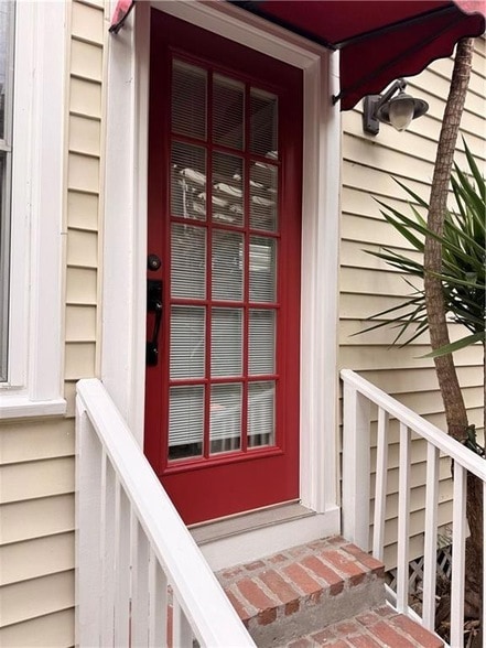 611 Lyons St in New Orleans, LA - Foto de edificio - Building Photo