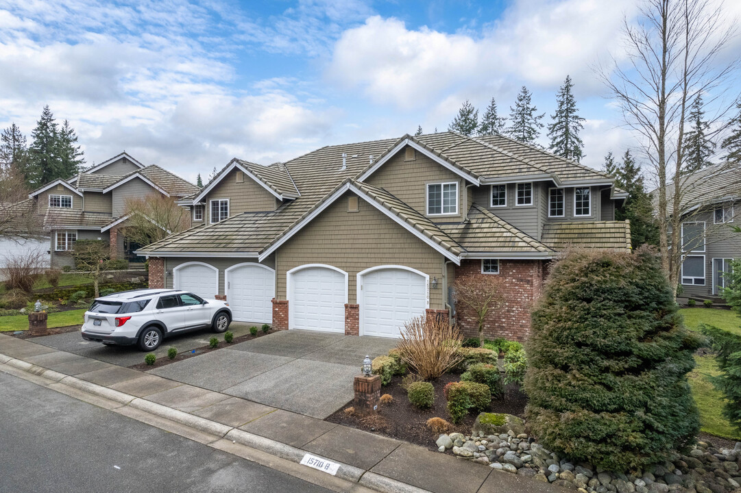 15606 Country Club Dr in Mill Creek, WA - Building Photo