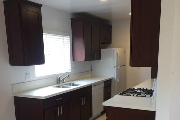 8730 Charleville Blvd in Beverly Hills, CA - Building Photo