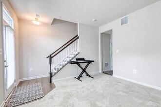 7920 Big Roundtop Rd in Hanover, MD - Building Photo - Building Photo