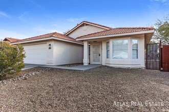 9186 E Elderberry St in Tucson, AZ - Foto de edificio - Building Photo