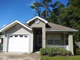 3364 Woodbriar Ln in Tallahassee, FL - Building Photo