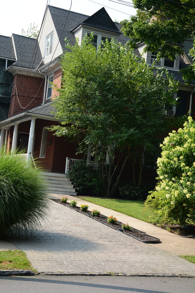 105 E Gowen Ave, Unit #3