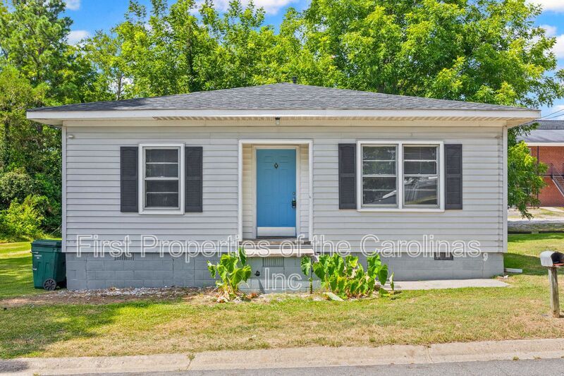 103 Culp St in Chester, SC - Foto de edificio
