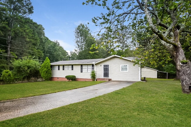 4230 Senoa Dr in Kennesaw, GA - Building Photo - Building Photo