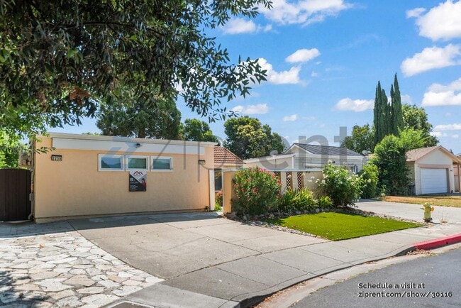 2257 Goldcrest Cir in Pleasanton, CA - Building Photo - Building Photo