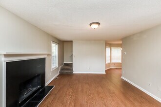 7285 Hunters Ridge Dr in Douglasville, GA - Foto de edificio - Building Photo