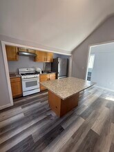 915 Westfield Ave, Unit #2 in Rahway, NJ - Building Photo - Building Photo