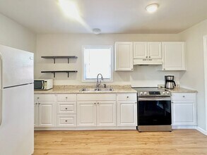 7161 US-1 in Bracey, VA - Building Photo - Building Photo