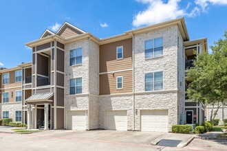 Marquis at The Woodlands in Spring, TX - Building Photo - Building Photo