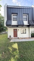 6667 Miller Dr in Miami, FL - Building Photo