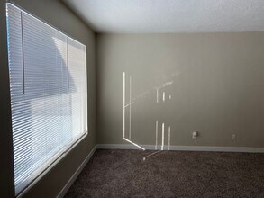 4827 S 4620 W in Kearns, UT - Building Photo - Building Photo