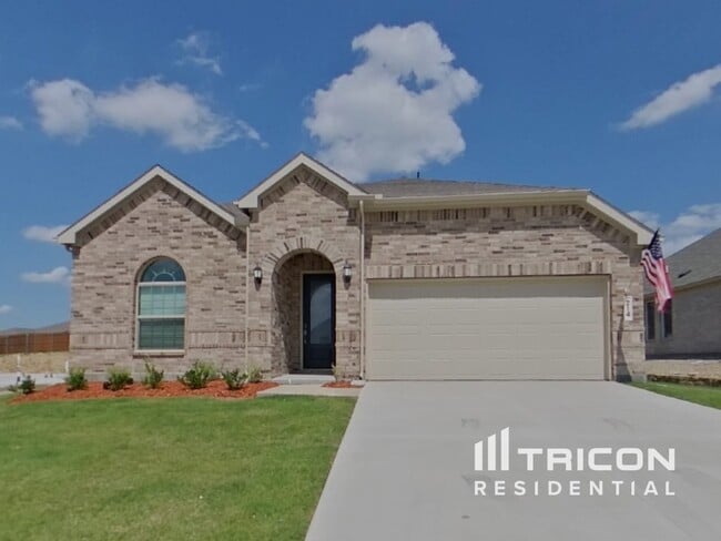property at 214 Northern Trl