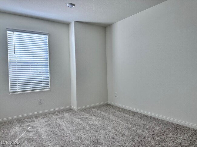 3634 Cameri Ave in Henderson, NV - Building Photo - Building Photo