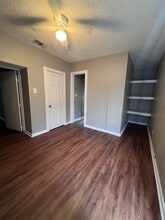 2923 Azle Ave, Unit A in Fort Worth, TX - Building Photo - Building Photo