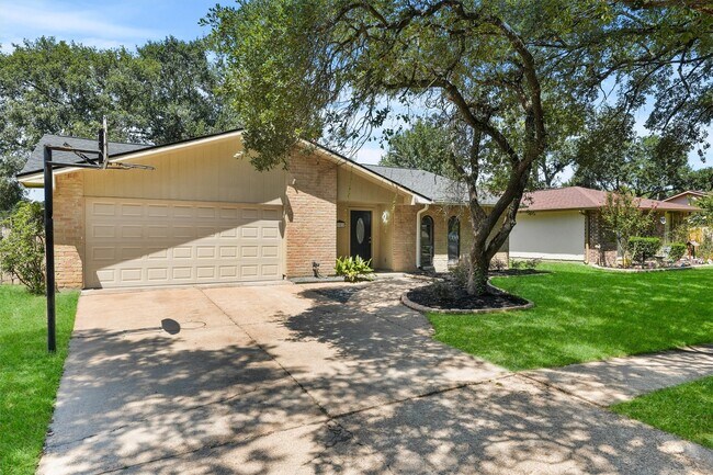 3902 Marywood Dr in Spring, TX - Building Photo - Building Photo
