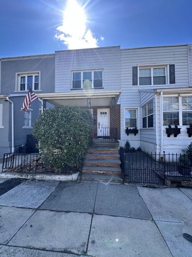 property at 714 Mollbore Terrace