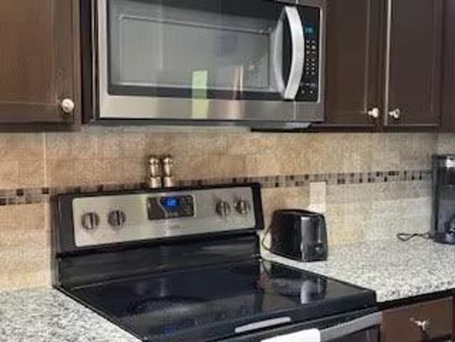 300 Venue Wy in Alpharetta, GA - Building Photo - Building Photo