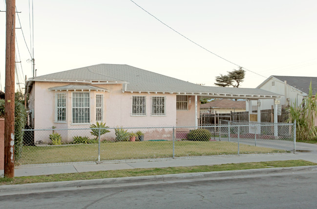 1211-1215 W 109th St in Los Angeles, CA - Building Photo - Building Photo