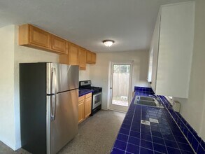 603 Oakwood Ave in New Smyrna Beach, FL - Building Photo - Building Photo