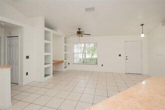 4828 Jeanette Ct in St. Cloud, FL - Building Photo - Building Photo