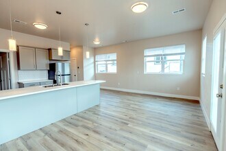 Pomona Park Townhomes in Grand Junction, CO - Building Photo - Building Photo