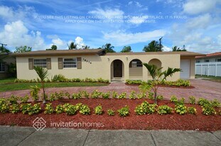 18014 NW 78th Pl in Hialeah, FL - Building Photo