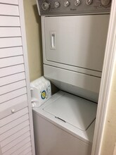 1436 N Maplewood Ave in Chicago, IL - Foto de edificio - Building Photo