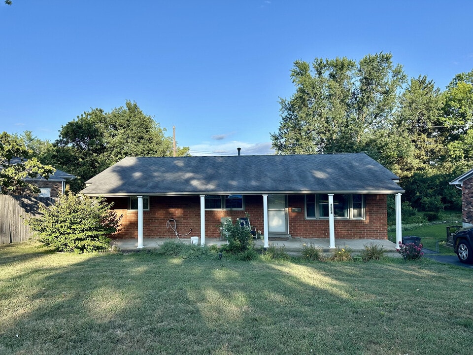 3504 Galahad Dr in Lexington, KY - Building Photo